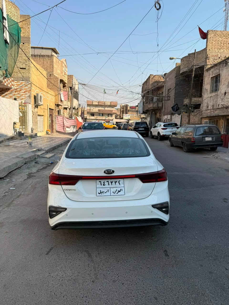 السلام عليكم للبيع كيا سيراتو خليجي موديل 21رقم اربيل شرط تحويل وكالة مكينه 1600كير كفاله صار بيه حادث بل عراق بنيد جاملغ صبغ وحالين بيه ملاحظات بسيطه تبريد ثلج ماشيه 91حقيقي شراي يتصل سعره 118ورقه بيه مجال حك جيه مكاني بغداد ***********شراي يتصل اعتذر عل مراوس

