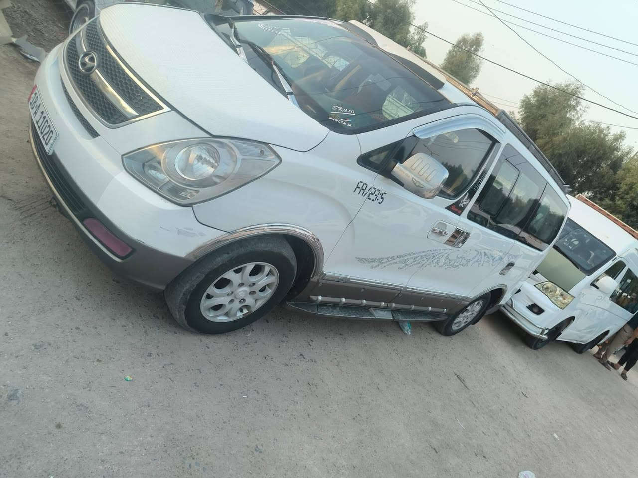ستاركس موديل 2008 رقم بابل انكليزي سنويه الى 2031 مكان طويريج  جاملغ الخلفي الايمن  صبغ  والجاملغ الامامي مبدل بدون دواخل للاستفسار***********
