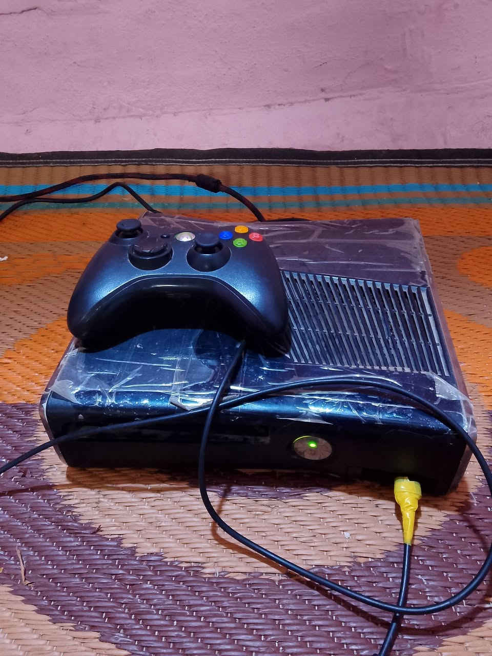 اكس بوكس سلم 360 جهاز نظيف مهكر بي 45 لعبه قويات كامل ملحقات سعره 100 مكاني زعفرانيه
