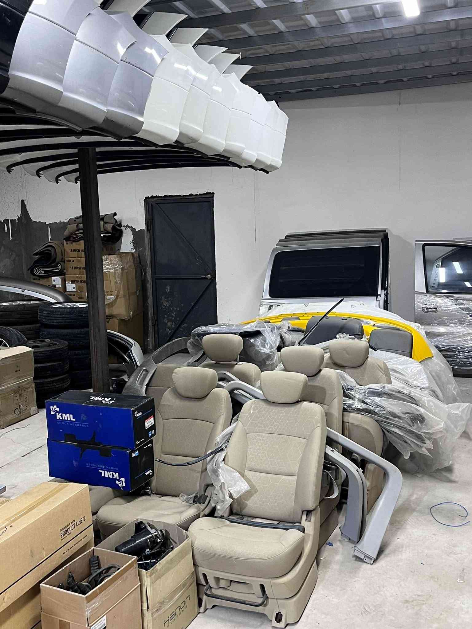 مجمع ايمن البصره طريق صناعيه حمدان جملونات في نهايه طريق حمدان مقابل مدخل حمدان الاتصال ***********/ ايمن
*********** / سجاد التميمي
