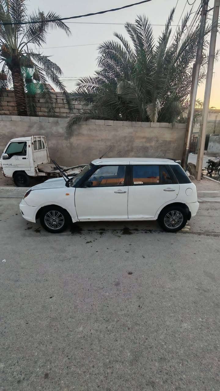 ليفان 320 للبيع محرك كورلا نحلة ترايك وين ميعجبك تبريد وي السويج السيارة كهربائيات يرادلهن ترتيب فقط الباقي كلة تمام بيها قاصرين شهر وتتحول بأسمك  السعر ٢٥ وبيها مجال استفسار اكثر رقمي ***********
