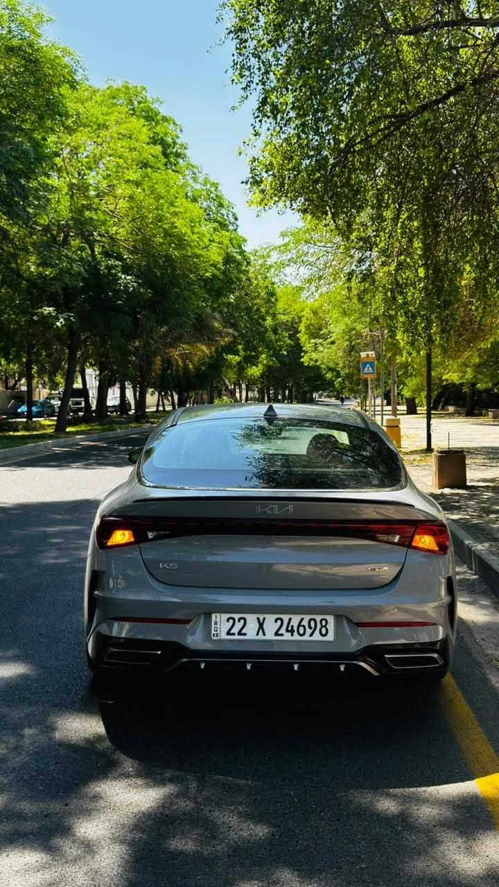 للبيع Kia K5 GT-Line موديل 2024
* موديل: 2024
* الفئة: GT-Line
* الداخلية: أحمر (Red Interior)
* المقاعد: جلد
* تدفئة للمقاعد الأمامية ♨️
* تشغيل بصمة (Smart Key)
* شاشة مع Apple CarPlay وAndroid Auto
* كاميرا خلفية
* حساسات
* مثبت سرعة
* نظام المحافظة على المسار
* مراقبة النقطة العمياء
* جنوط رياضية
* إضاءة LED
* السيارة نظيفة وجاهزة للفحص
* ⁠السعر 177 
*  ***********
