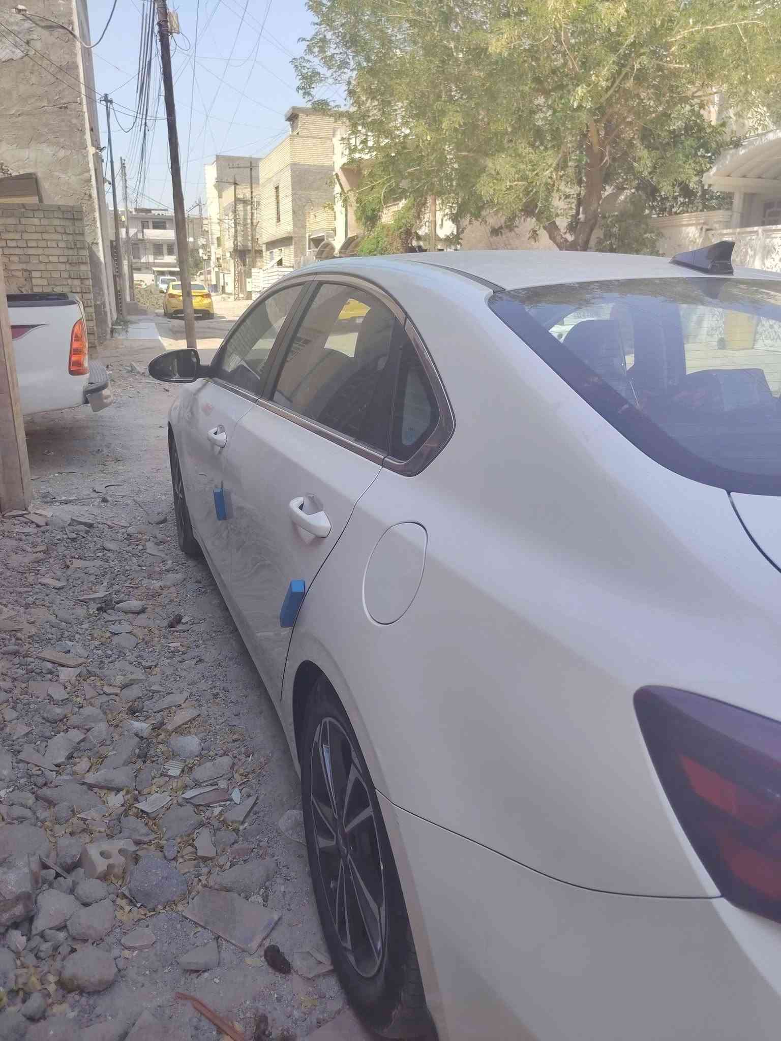 السلام عليكم كيا فرورتي وارد كندي  2023ماشيه 47 ألف كيلو مبدل بنيه فقط وبارد بل جاملغ الايمن شبرين لباقي كفاله العنوان بغداد الغزاليه ***********
