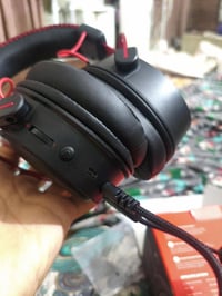 سماعه جديده شتريته طلعت ماترهم لتلفون فقط pC مامفتوحه من كارتون جديده ...