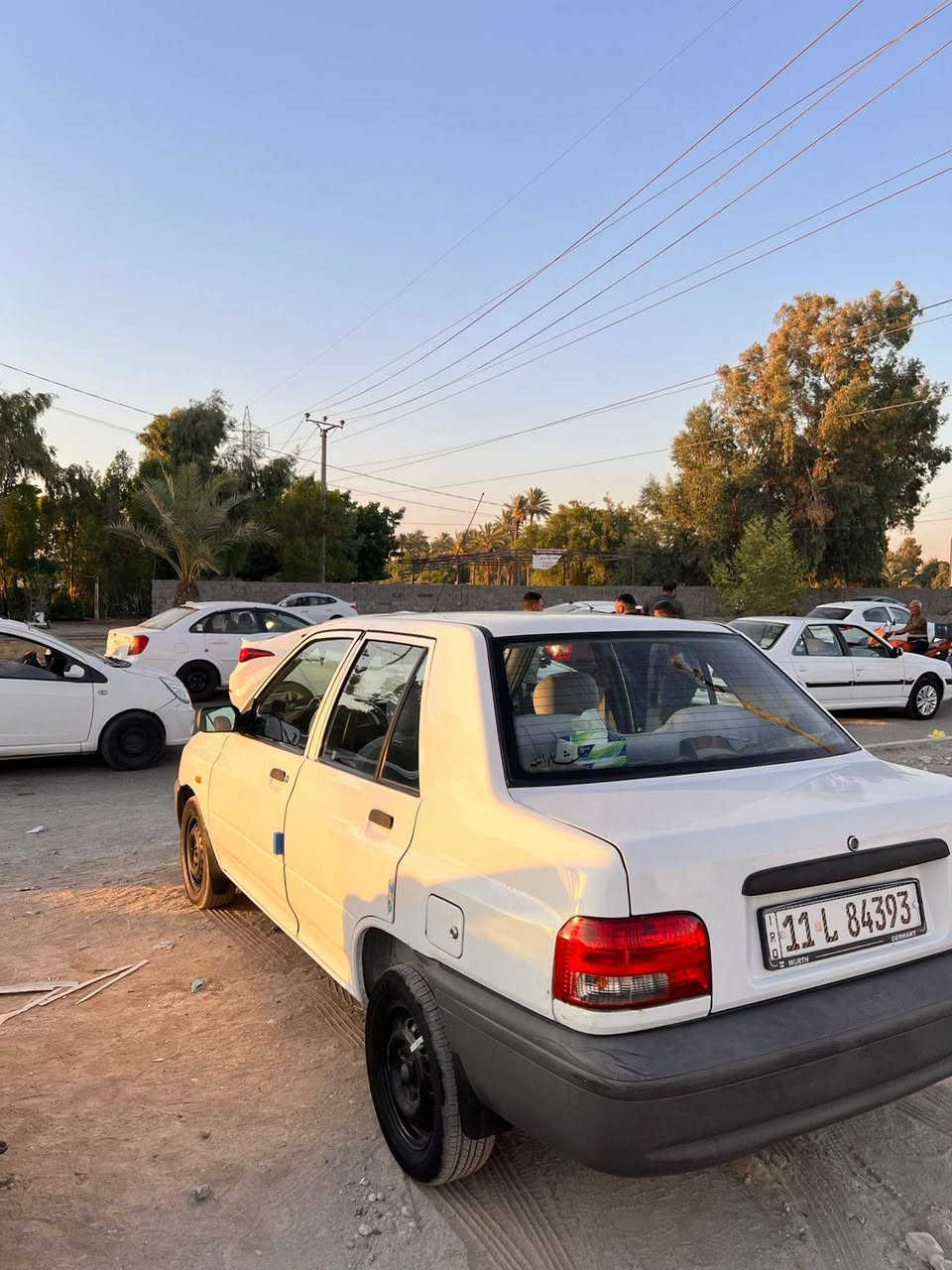 سلام عليكم 
سايبه للبيع 
موديل 21
مكفوله من الصبغ
بيها بارد قليل جاملغ خلفي
صدر امامي خلفي جديد
تخم تاير جديد
مدوشمه كشنات وارضيه مكاني بغداد الشعله 
السعر 60 وبيه مجال ***********
