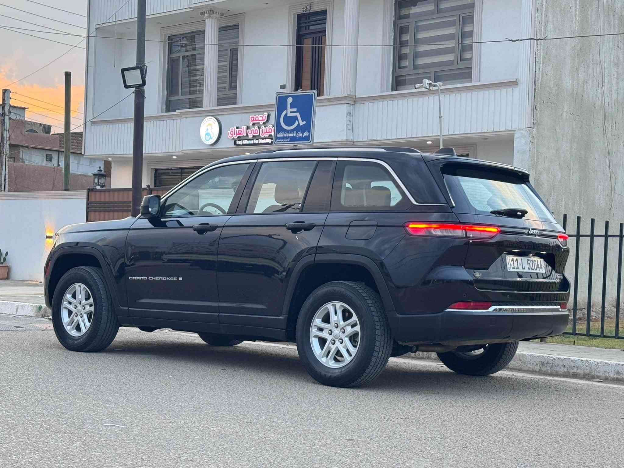 جراند شيروكي • ٢٠٢٣ • رقم بغداد