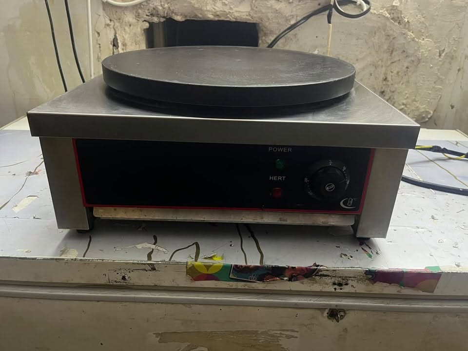 للبيع  بسعر مناسب  جهاز  كريب مستخدم فقط ٣ اشهر
***********

