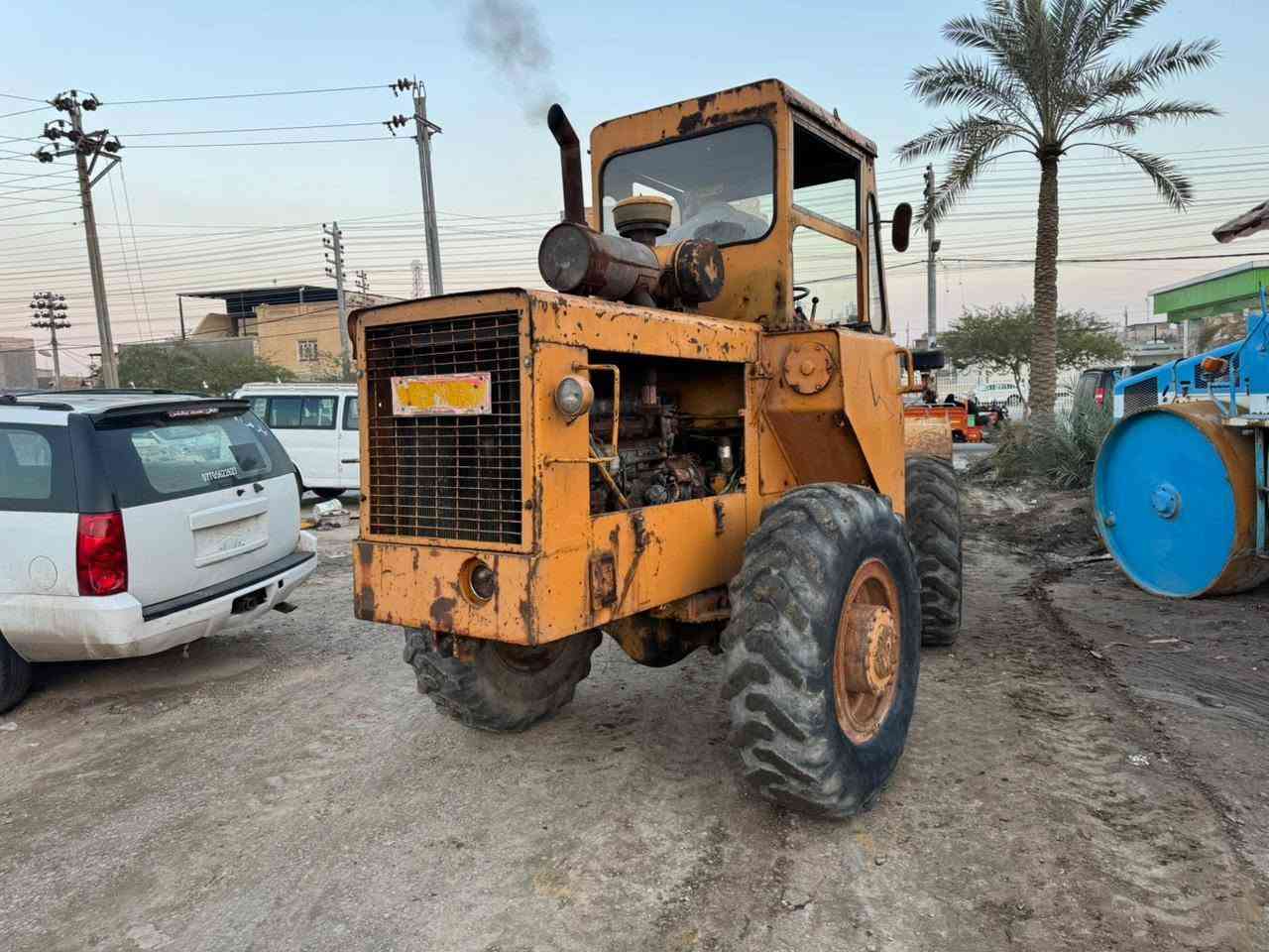***********

نص مكتوب في الصور:
- شفل كاوسكي موديل 92 رقم ذي قار سنويه 29 مكينة كير حلوات شفل جاهز للعمل المكان البصرة القرنه رقم ***********