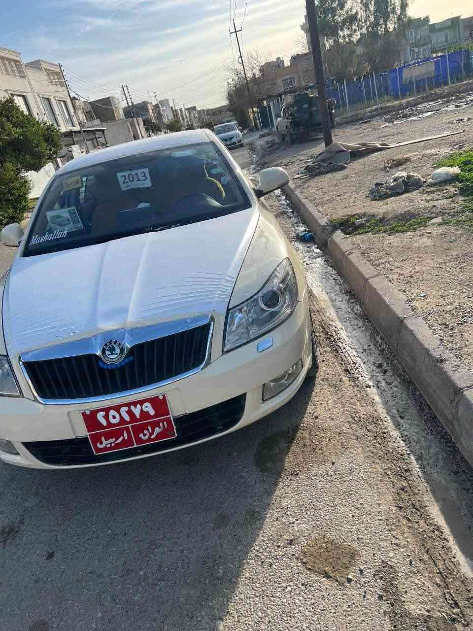 سەرەتا بەناوی خودای گەورە 
سكۆدا 2013 
گێر و مەكینە بەشەرت 
پشتی کەپسە 
پێشی لێدانێكی خەفیفی هەیە 
3 پارچەی پێشی لەسەر ساغەی بۆیاغە بێ لێدران
سەنەوی بەسەر چووە
غەرامە 1,890,000لەسەرە 
دوای مامەلە بۆت دەگەرێتەوە
ژمارە مۆبایل 
***********
كۆرەك واتس ئاب 
نرخ 88 مەجالێکی كەم أربيل, العراق
