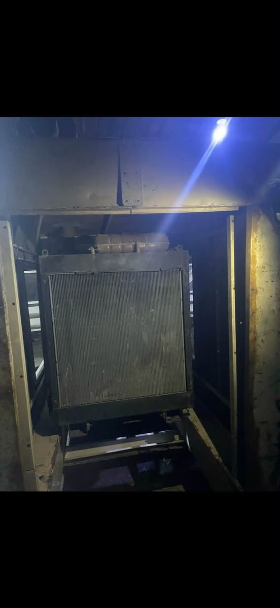 فالفو • D9 350 • الشعله شارع الغربي