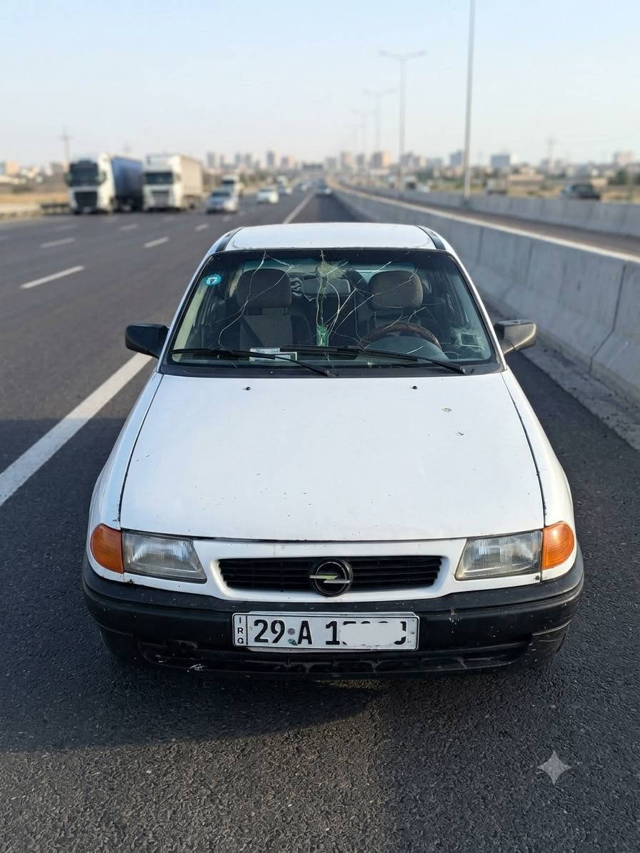سلام عليكم
اوبل استرا محرك 1600 موديل 93 رقم واسط انكليزي هزه وسنويه ولوحات جدد السعر 23 العنوان واسط النعمانيه

للاستفسار ***********
