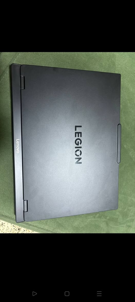 للبيع وحش القيمنق والرندرة الخارق (Lenovo Legion) - كسر لزيرو جهاز اوبن بوكس  بحالة الوكالة تماماً نضافه 100% ⚡

الجهاز جديد ونظيف جداً جداً، خالي من أي شخط أو خدش، وبعده بضمانه الكامل متبقي بل ضمان 8 أشهر 

 والكرتونة والملحقات الأصلية كلها موجودة. (سبب البيع: محتاج قسط جامعه).

المواصفات العالية جداً:• المعالج: Intel Core i9-14900HX (أقوى معالج للرندرة والألعاب الجيل 14)•

 كارت الشاشة: NVIDIA RTX 5070 8GB (تشغيل أحدث الألعاب بأعلى دقة)• 

الرام: 32GB DDR5•

 الهارد: 1TB SSD NVMe الخارق بسعته وسرعته•
 البطاريه : 100% يعني غير مستخدم
 الشاشة: 15.1 إنش WQXGA OLED 2K (ألوان حقيقية مخصصة للمصممين والمونتاج)•

 النظام: Windows 11 الأصلي
السعر: 2,900,000 دينار عراقي (وبيه مجال بسيط جداً للشراي الجاد والفوري).المكان: بغداد عامريه (متواجد للتوصيل أو المقابلة للمعاينة والفحص). للتواصل خاص هذا رقمي ***********
