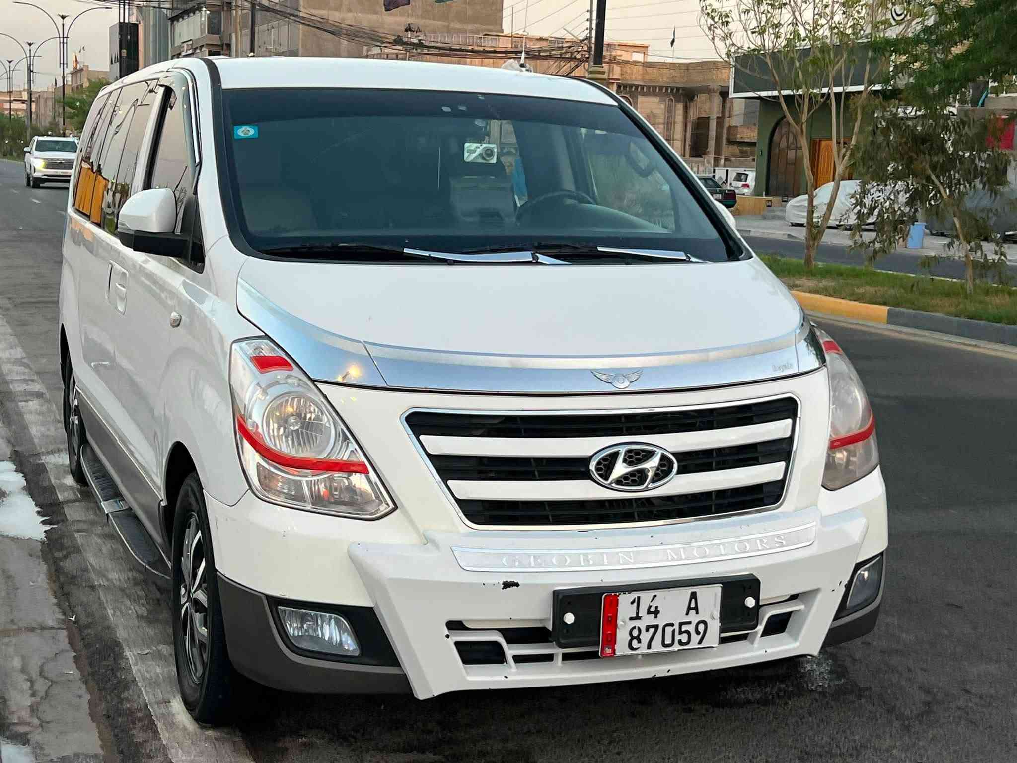 السلام عليكم 17 سياره. جاهزه من اخير كلش رقم دولي باسمي  مكينه توه شاده بيها ربع خلفي صبغ غيره كفاله مكان البصره الهارثه ***********
