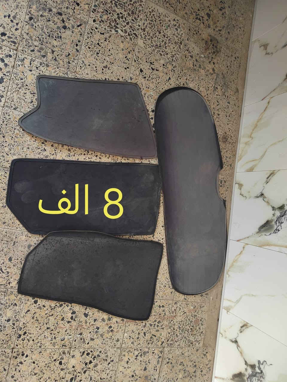 السلام عليكم
كلشي متوفر بلاش سعر مكتوب بصوره 
مكاني ديوانيه جلبيه ***********
