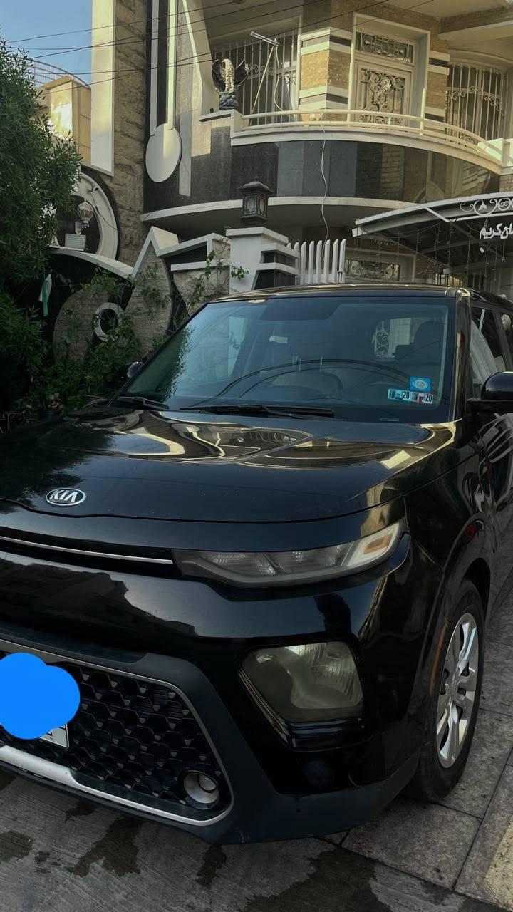 السلام عليكم، سيارة صول 2020 الشكل الجديد، سيارة شبابية وعائلية وصرفيتها قليلة.
المحرك: دوش 2000.
الوضعيات: بيها وضع السبورت.
الممشى: 143,108 كم.
الضرر: جاملغ وبنيد مبدلين بلادي.
السعر: 135 ورقة (بيها مجال).
رقم الهاتف والتواصل واتساب: [***********](tel:***********)
