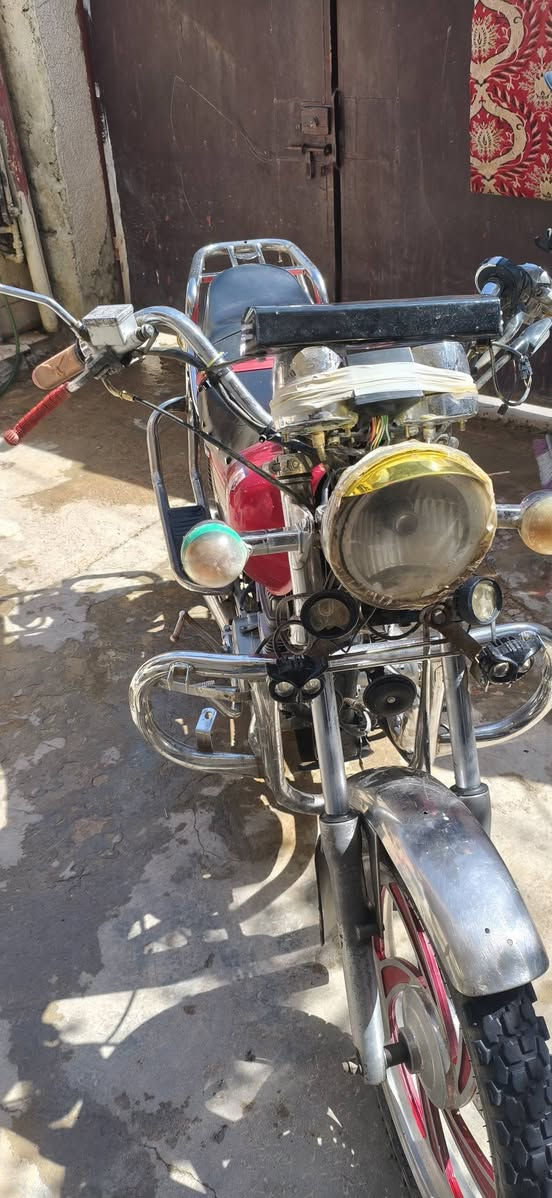 جني بلڪين   للبيع ٤٢٥  نضيفه مناقصها شي. فقط اشاير خلفيه طافيه. نگره سلف وهندر ايضاً  تشتغل  نضيفه مكاني الرازي للاتصال. ***********.    *********** موجود واتساب ايضاً
