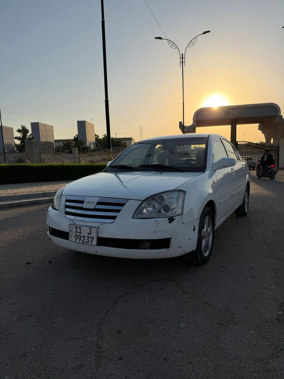 شيري A5 للبيع فقط بدون مراوس
وارد خليجي السعر 40 وبيها مجال قليل
كفاله من الصبغ والتبديل 
كير مكينه خير من الله 
سيارة بحاله الوكاله حته الطفايه مال شركه موجوده ودفتر الضمان ودفتر الشركه موجود 
ماشيه 96 الف حقيقي 
كلشي بيها شغال وبحاله جديده تبريد ثلج السيارة بدون جطلات كلها علبلاد 
مواصفات 
شاشه اندرويد لمس 
كامرة خلفيه 
حساس بك وينطيك المسافه
تحكم ستيرن 
قطعتين تبريد 
4 دسكلت 
لايتات زنون عالي ناصي
مري كهرباء 
سنتر لك الابواب 
مكينه 2000 
رقم وهزه جديده 
سنويه الحد 28باسمي
صدر امامي خلفي جديد 
السيارة مابيها كل نقص  
مكاني بغداد للاستفسار اتصل 
***********
