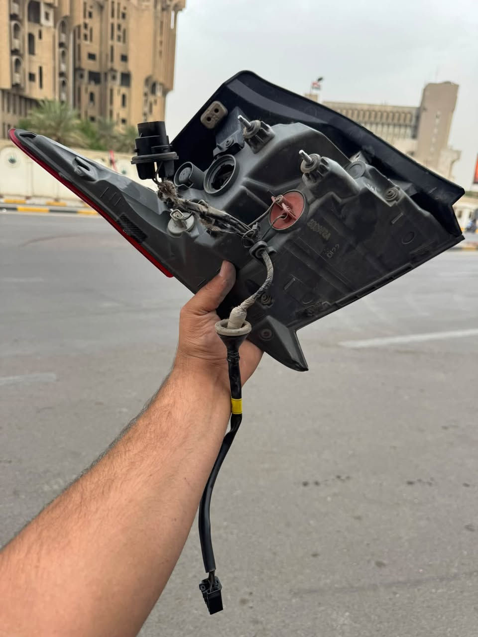 بك لايت • الانترا 21 • قطع غيار