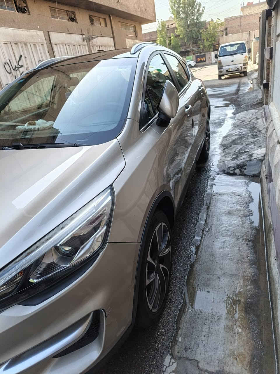 بيع أو مراوس حسب الرغبة
***********
جيلي امجراند GS بانوراما موديل 2021

مواصفات سبورت فول بصمة تشغيل .. اللون ذهبي ماشية 28 الف

🟩 السعر _ 115 

شاشة /كرسي كهربائي /مري شفط /سايد بريك بصمة / كراسي جلد /اوتو هولد 

محرك  1800

محرك كير  بشرط مامفتوح 

سيارة حيل نظيفة كلشي على الابلاد جديدة 

السيارة مكفولة من الصبغ والبارد .. تبريد ثلج ❄
