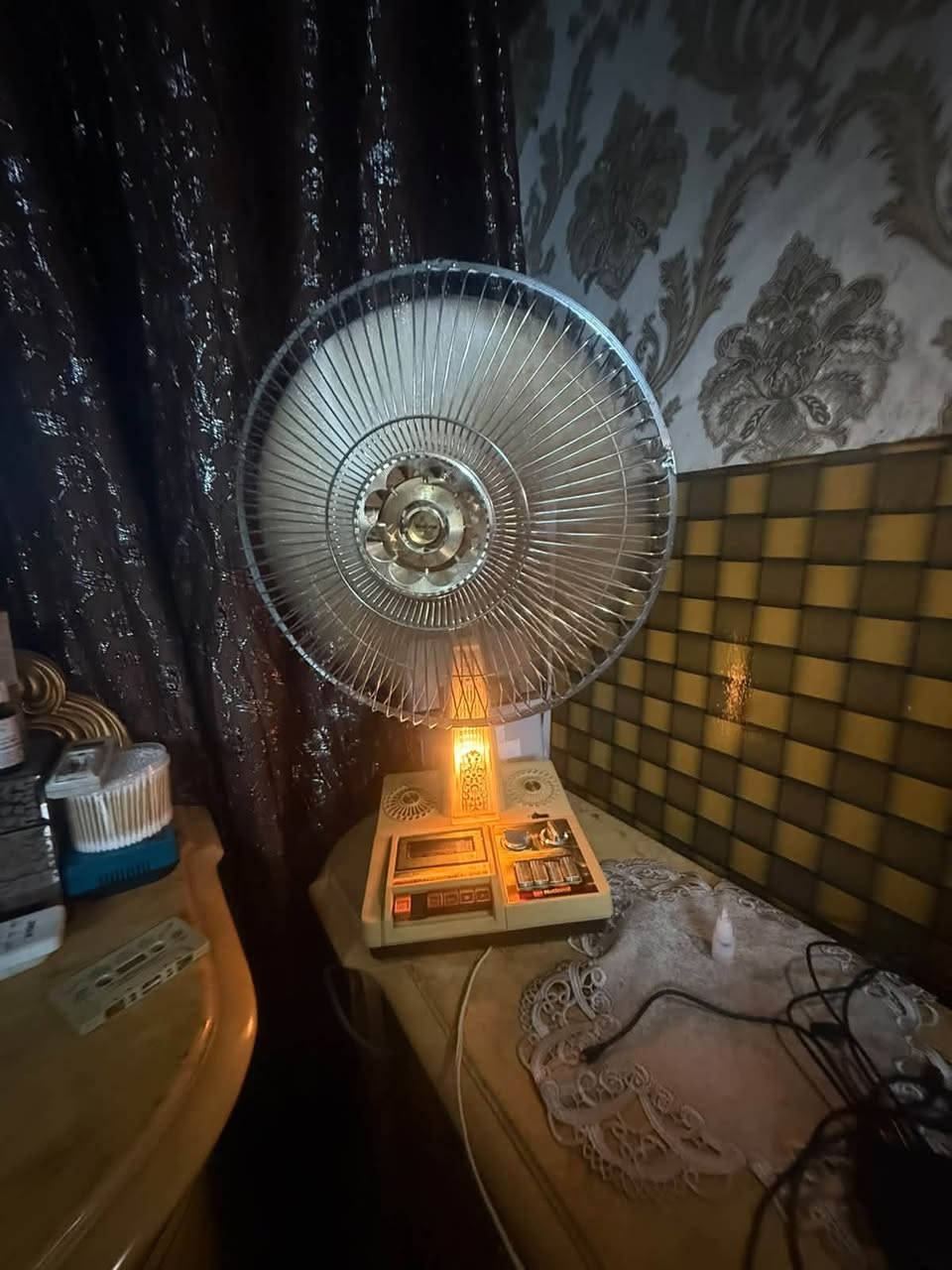 سلام عليكم متواجد قطعة انتيكه مروحه نشينل بيها مسجل نظافه نسبة 90% شرط الفحص للتواصل واتساب ***********
