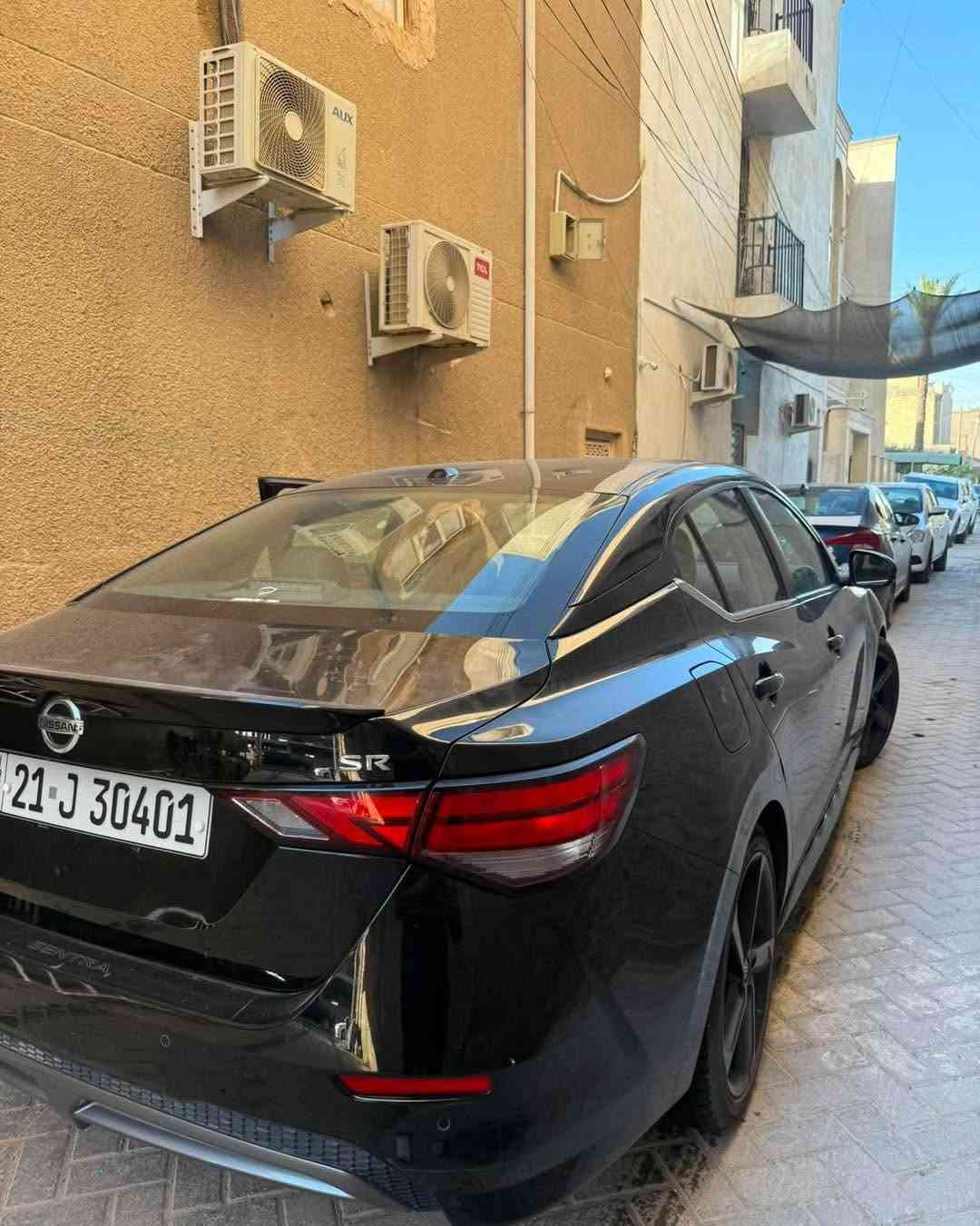اعلى شي نيسان سنترا SR 2021 فول 1/1
الي على باب الله ياخذها 
محرك 2000 ماشية 26 الف 

فول مواصفات السيارة 
فتحة سقف سلايد
نقط عمياء
رادار أمامي خلفي
كاميرات 360 درجة
تدفئة مقاعد للسائق والراكب 
تدفئة استيرن
مقعد كهربائي مقاعد جلد
تبريد بيانو
شاشة العداد كبيرة+شاشة المسجل
نظام صوتي من شركة Bose
دوسات وويل رياضي بلادي

🟥 سعر سوي تعليق تصلك رسالة 💌
ضربه جاملغ خلفي سطحي
بجم كبس

رقم هاتف ***********

نص مكتوب في الصور:
- Nissan Sentra Sr 2021 Black 2.0L 4 vin: 3N1AB8DV1MY232155 Final bid: $8200