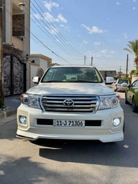لاندكروزر ٢٠١٠ • عداد ٢١٨ الف • فول مواصفات