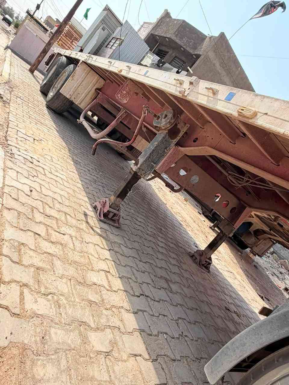 سلام وعليكم رينو 2000 رقم بغداد مكينه ملا تجاره  شرط مامفتوحه   لا تنقيص ولا تبخير شرط تحويل مباشر ***********
