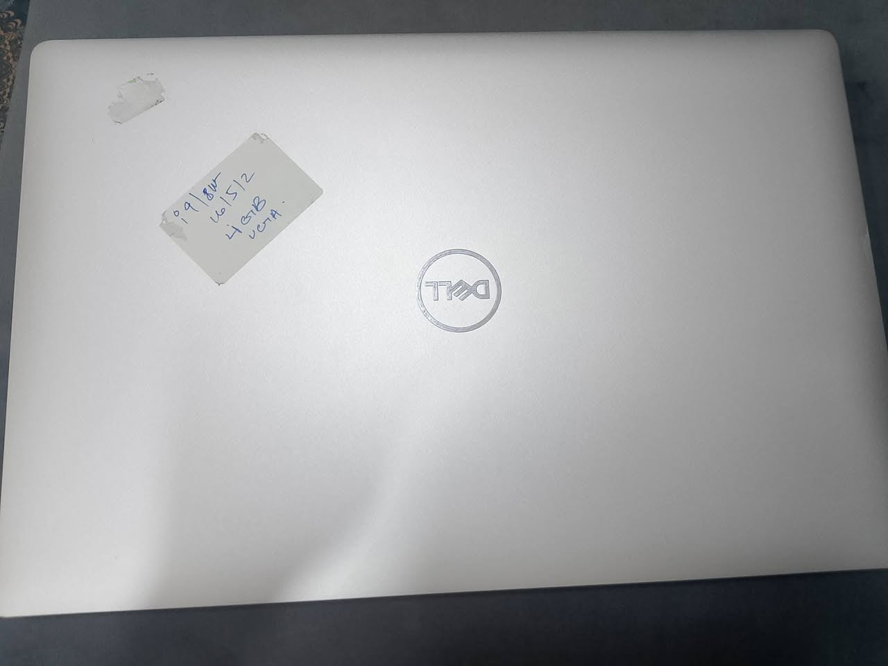 💻 لابتوب احترافي للبيع - Dell Precision 5530 (محطة عمل ومونتاج)
لابتوب نظيف جداً وأداء جبار مخصص للمهندسين، المصممين، وأصحاب المونتاج والبرامج الثقيلة.
المواصفات:
الموديل: Dell Precision 5530
المعالج: Intel Core i9-8950HK (أداء عالي جداً)
الذاكرة العشوائية (RAM): 16GB
التخزين (SSD): 512GB سريع جداً
كرت الشاشة: منفصل بسعة 4GB مخصص للتصميم والرندر
الشاشة: شاشة لمس (Touch) دقة عالية وألوان ممتازة
النظام: ويندوز 11 الأصلي مثبت وجاهز
المميزات: جسم ألمنيوم وكربون فايبر أنيق وخفيف، كيبورد كرافيك،
السعر 650 وبي مجال بسيط
التواصل واتساب او اتصال ‏‪***********‬‏
العنوان باب المعظم
