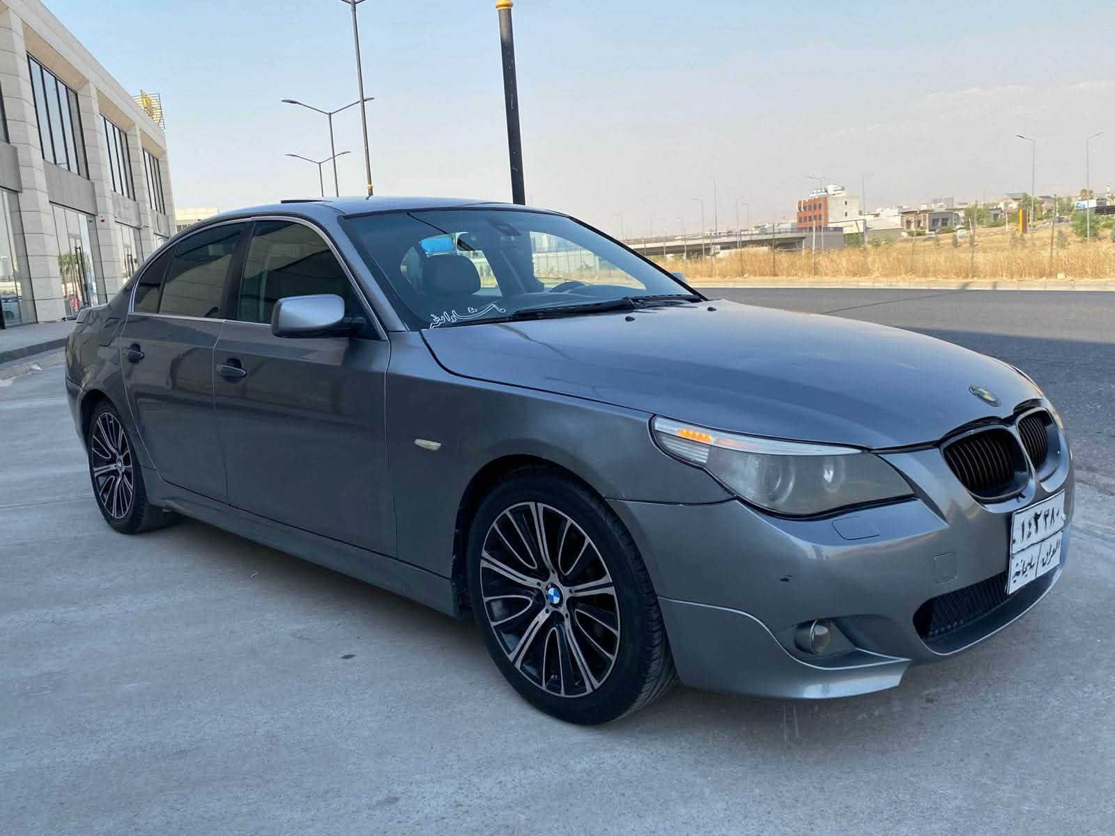 للبيع او مرواس
‏BMW))2009
بدون حادث 
بيها ثلاث قطع
محرك كير صدر كهربائي مكفول 
مكان سيارة بغداد 

***********
