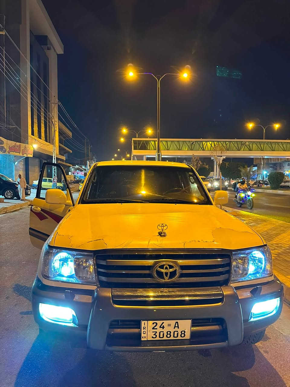 🚘 للبيع أو مراوس بلاندكروز حـسب القناعه
📍 الأنبار - الفلوجة

لاندكروزر موديل 2003 🤍
🔹 اللون: أبيض
🔹 المحرك: 6 سلندر
🔹 دبل سبير قطريه
🔹 مواصفات GXR كير عادي دبل اكسل ودفلوك كله شغال 

سبعه راكب تبريد مركزي وثلاجه 

السياره مكفوله من كلشي كير ومحرك كله بشرط بدون فتح بيها كم مكان بارد بسيط وشبر صبغ هلال الجاملغ الأيمن فقط

💰 السعر: 165 ورقة وبيها مجال 

📝 ملاحظة:  السيارة باسمي يتم التحويل ثاني يوم 

للاستفسار الاتصال 
***********

***********
