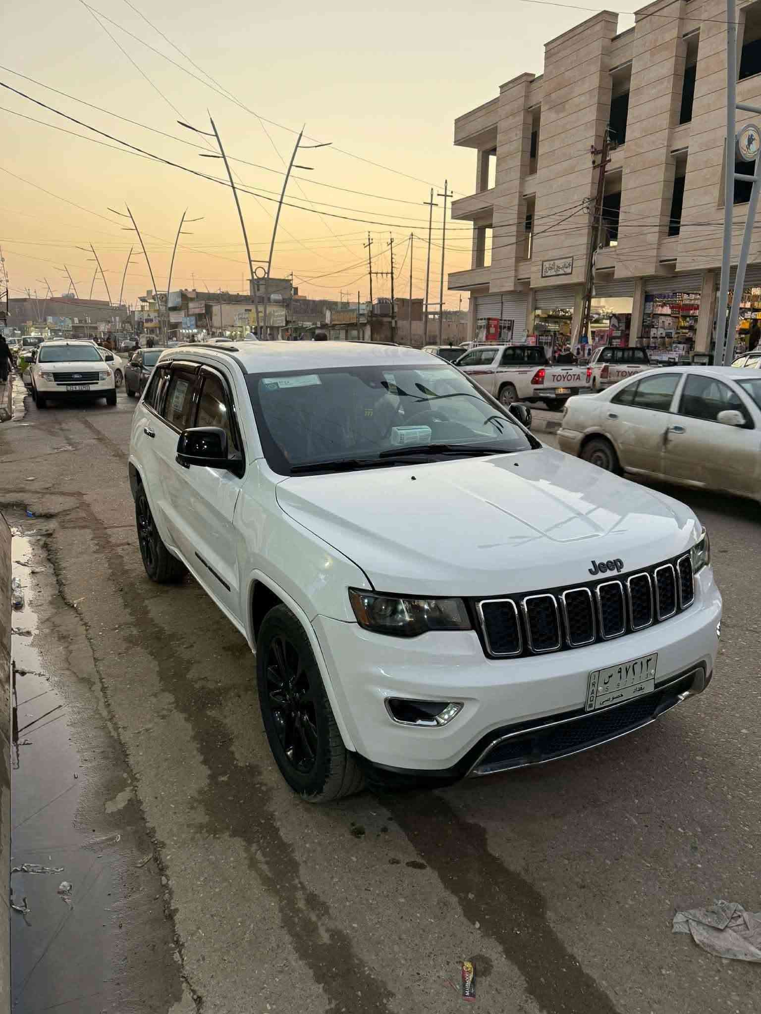 جيب 2019 بلاك توب رقم بغداد قطعتين صبغ بدون دواخل وبدون شاصي ماشية62 الف ميل جاهزة من كلشي باسمي محرك مو مفتوح السعر225$ وبيها مجال او مراوس حسب القناعة الاتصال بالرقم ***********
