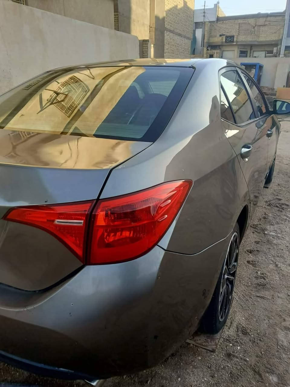 سياره كورلا 2017 lt.. محرك 1800 المرغوب.. سياره جاهزه والسونار موجود بل صوره.. سياره تخبل الله يشهد وخدميه تبريد ثلج ونكرة السلف.. جاهزه كفاله كير محرك تبريد..  شاشه . رادر ..  مكان السياره كربلاء... السعر 98 ورقه وبخدمتكم 
***********
