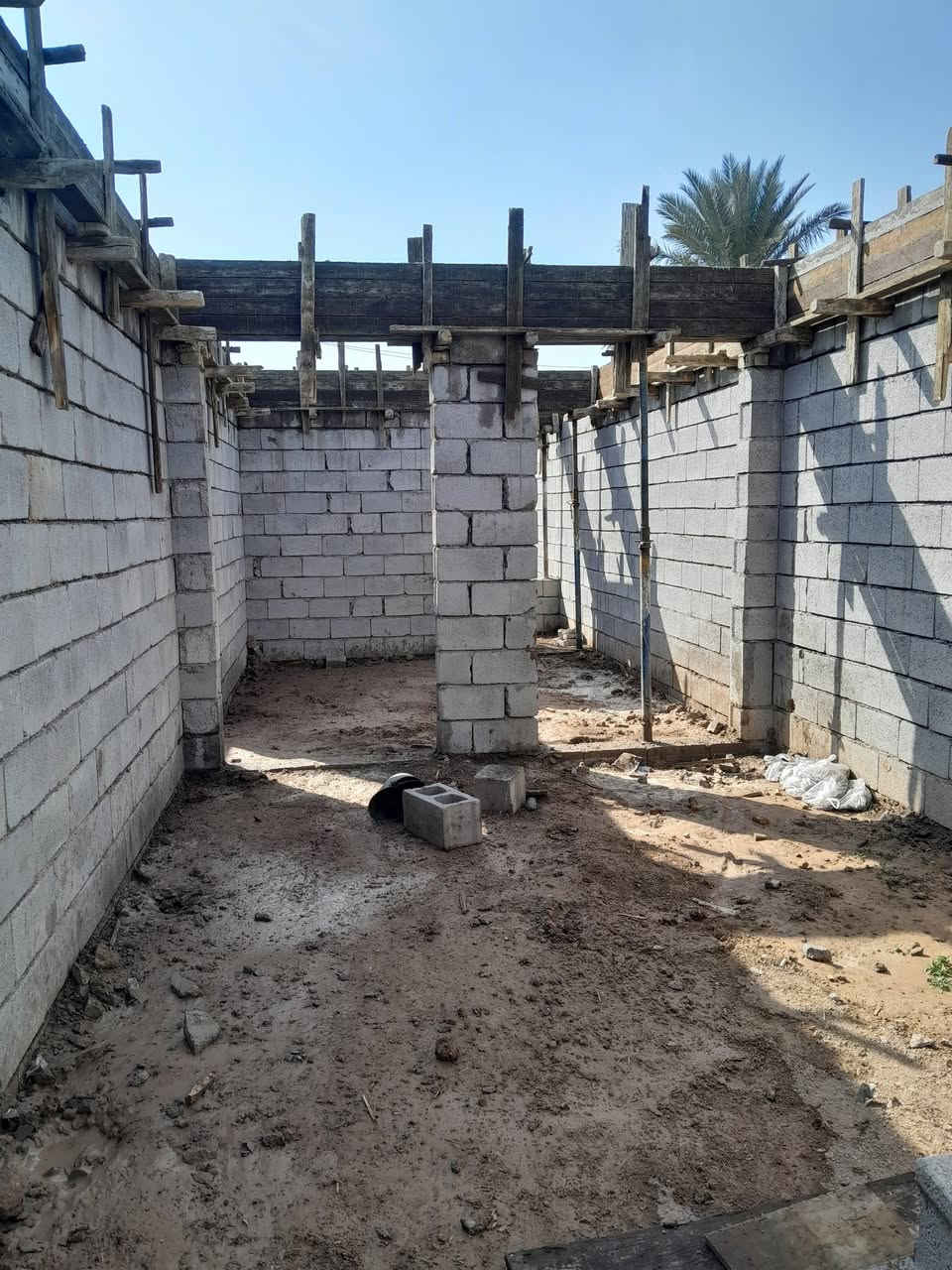 هيكل للبيع مساحة١٢٠ كاطون الرحمة يم مدرسة الاكاليل السعر٤٥ للإستفسار ***********
