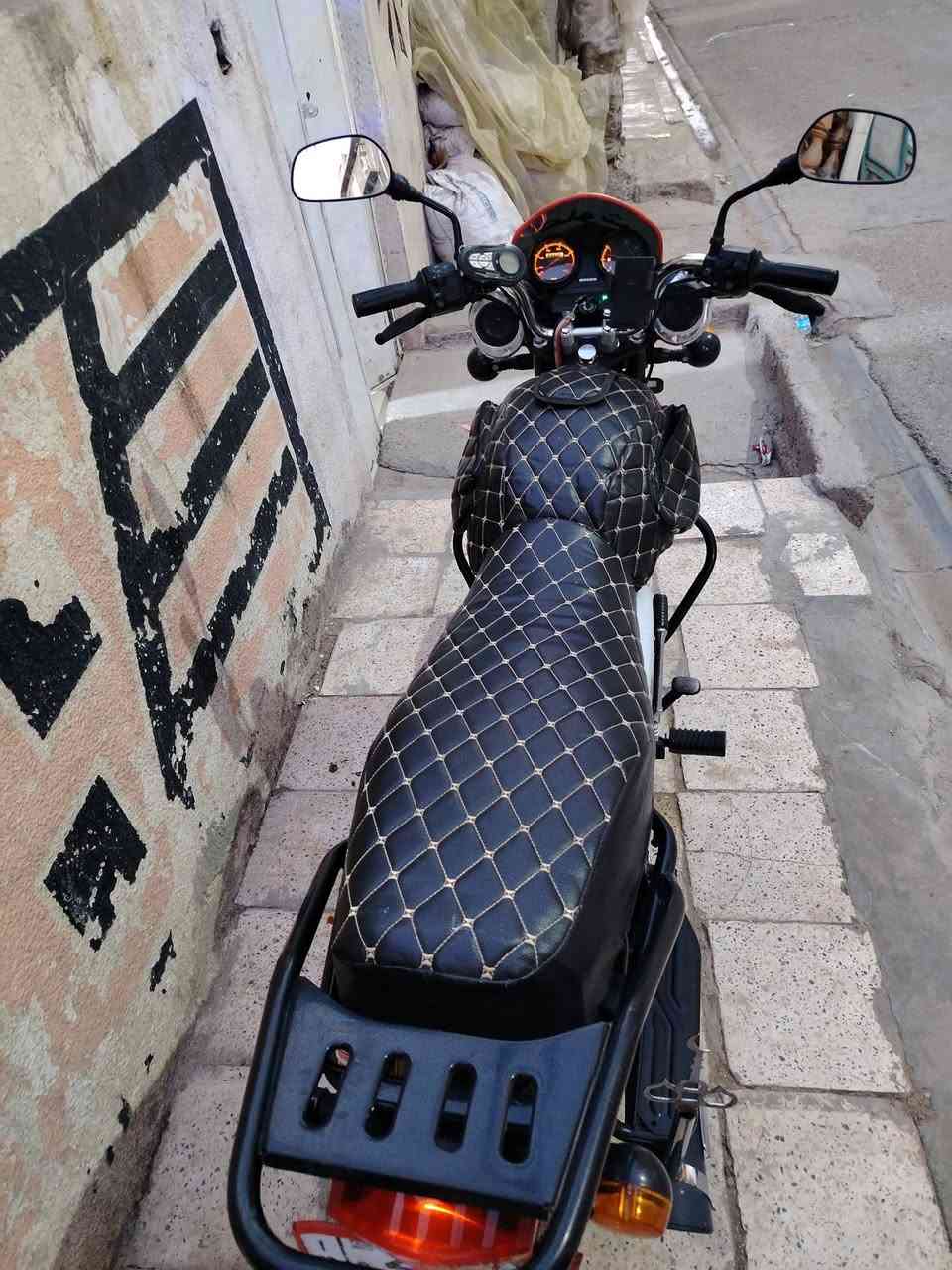 بوكسر جديد البيع موديل ٢٣  الاستفسار عل رقم ***********
