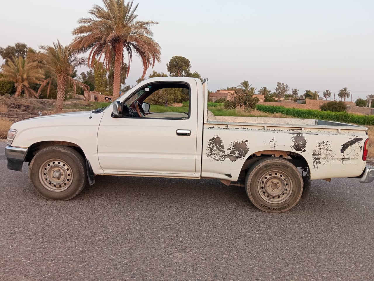 السلام عليكم 
بكم موديل 2001 فلاحي داخل احمر سنوية مجددة لعام 2029 مشروع وطني 
بأسمي تحويل مباشر مكفولة كفالة عامة من الصبغ والبارد والضربة محرك گير شاصي شرط بيها جراد بالبودي كما موضح بالصورة السعر 90 وبيها مجال المكان كركوك قضاء الحويجة ناحية الزاب قرية الراويين اقرب نقطة داله جسر الزوية 

الاتصال على الرقم ***********
