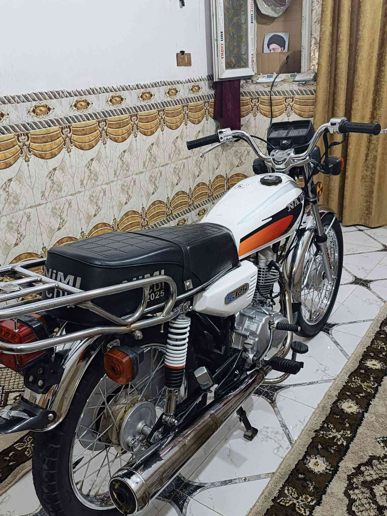 السلام عليكم دراجه اربعه كير للبيع موديل 25 كفاله   كهربائيات كامله الدراجه الجديده  ظالمته الصور مكاني كربلاء حي الوفاه السعر 650 الشراي يتصل رقمي ***********
