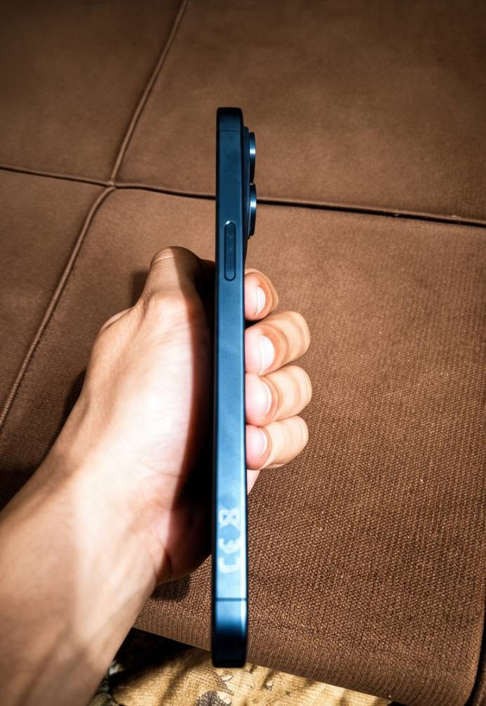 مايعجبك المنشور اعبره
السلام عليكم 
 للبيع iPhone 15 Pro Max

الجهاز بحالة ممتازة جداً، استخدام شخصي فقط.

✅ الشاصي نظيف
✅ الظهر نظيف
✅ ما مبدل أي قطعة، كله وكالة
✅ البطارية 88%
✅ شرط الفحص بأي مكان
✅الذاكره 512
✅لون كحلي
✅الجهاز ما مفتوح وتر بروف 
✅كامل ملاحقاته + اربع كفرات جدد 
السعر مليون 150 وبي مجال 
العنوان النجف الاشرف الاتصال والاستفسار ع هاذ الرقم 
واتساب ***********
خط ‏‪***********‬
