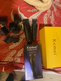 للبيع كاملات ب٣٥ وبيهن مجال هاذ رقمي 07716727550