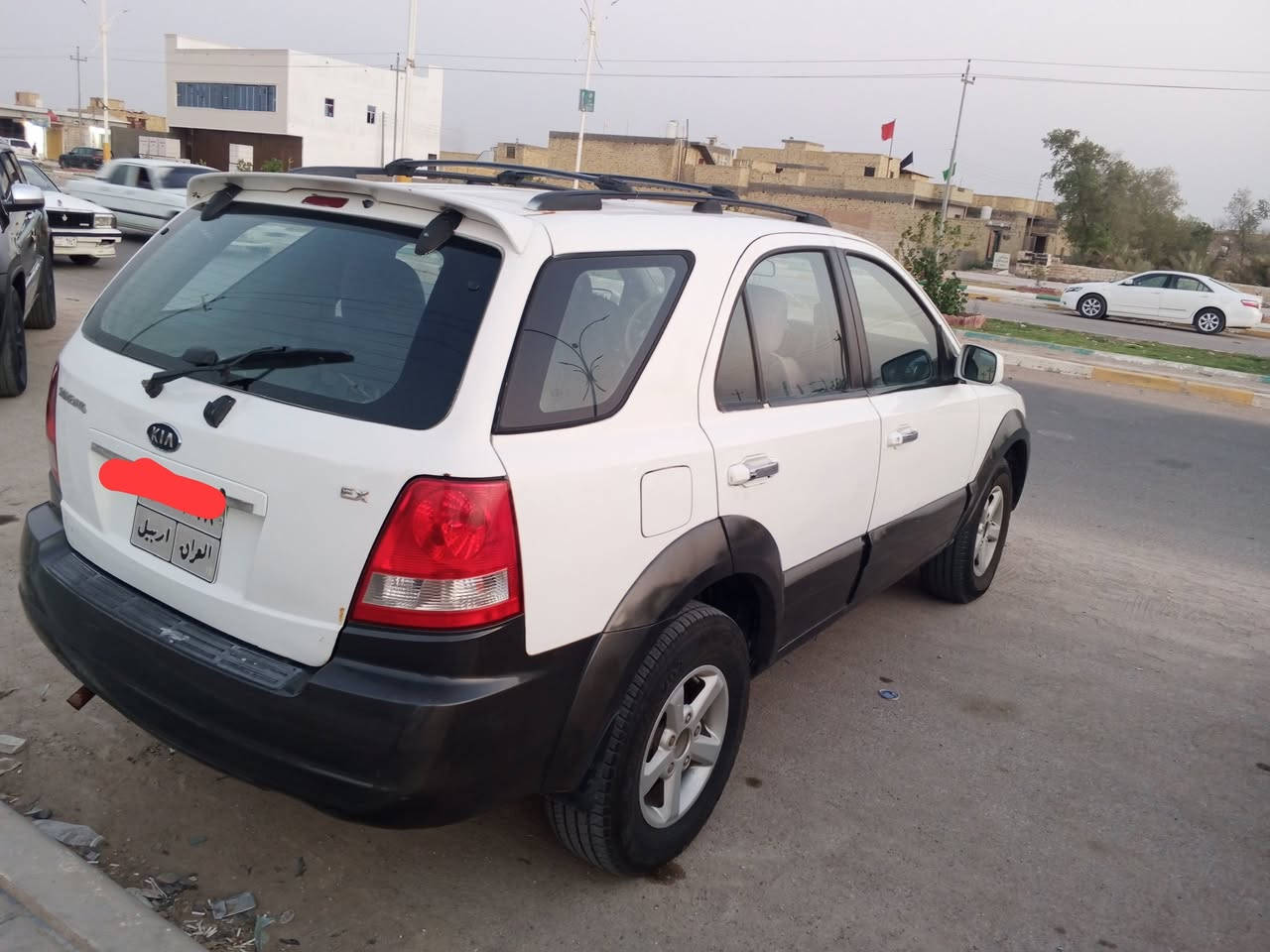 سورنتو موديل 2006 محور3000vvt السياره جاهزه رقم اربيل سنوية 2019ساقطه صاحبها يداور السيارة مامطلوبه ولا عليها غرامات  جاهزه تخم تاير باتري جديد تبريد ثلج جاي اروح وارجع بيها للدوام الى بغداد كل اسبوع خير من الله جاهزه موجوده بالشطرة  سعرها 67وبيها مجال  ***********.
