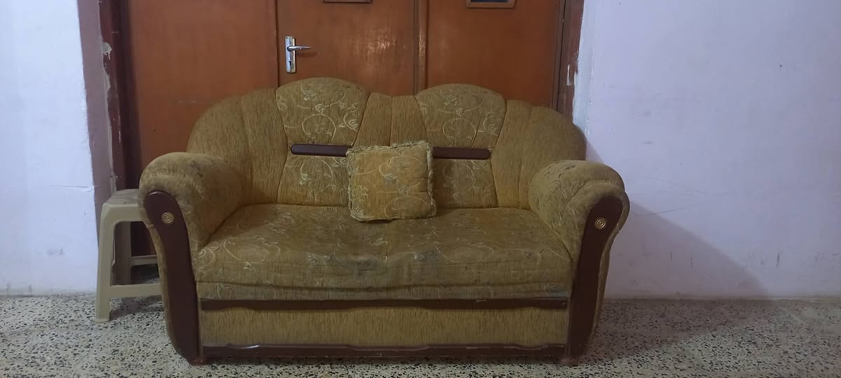 تخم كامل مستعمل للاستفسار الاتصال على هذا الرقم ***********
