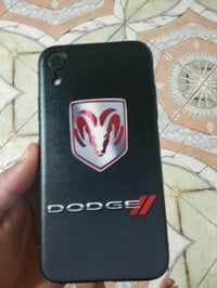 آيفون XR • ما يشتغل • مايك خربان