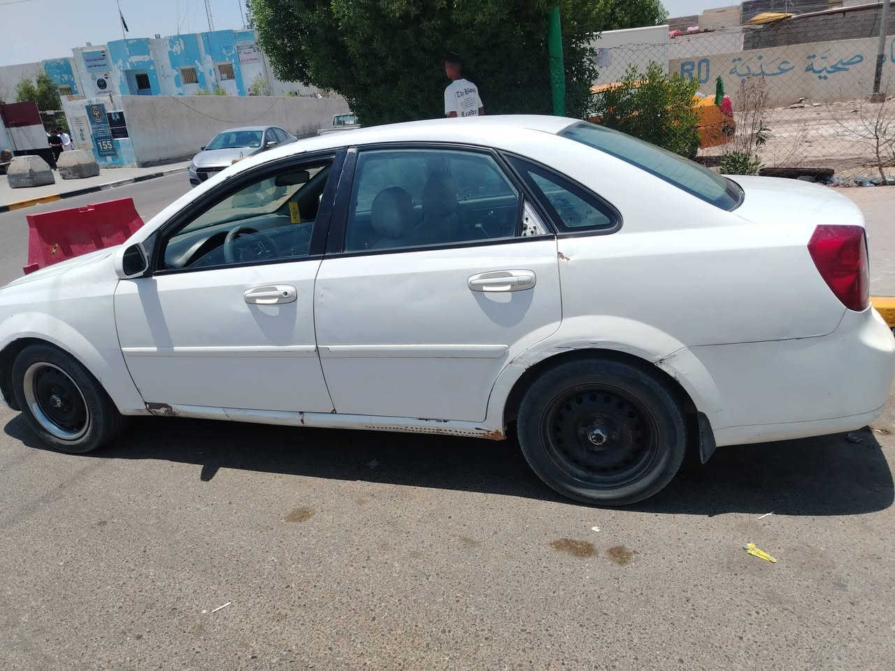 سلام عليكم  اوبترة 2010 محرك جديد حدادية جديدة تخم تاير جديد  مكفوله من الضربة بيها صبق بيبان 2 أثر شخوط عنوان بصرة الزبير  السعر غفل 50) ***********

