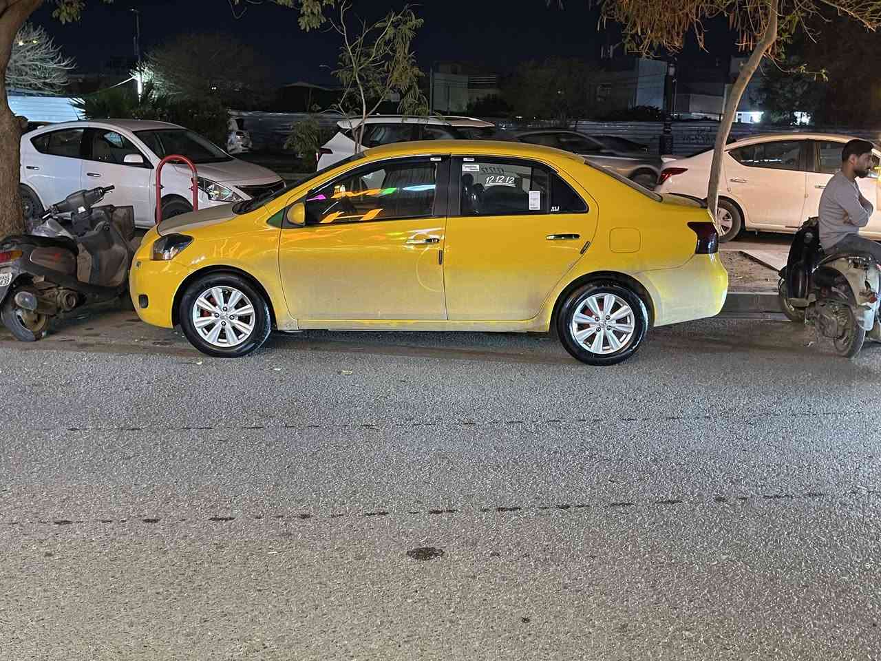 يارس موديل ٢٠٠٩ للبيع رقم صلاح الدين بسميبانزين بيها صدر جديد سعرها ٧٨وبي  مجال قليل سنوية مشروع وطني ورقم انكليزي صررها باب السكن وتكمة الباب وقبق صندوق مبدل محرك قبل شهر شديت جديد تخم تاير جديد ويل كروم وبطاقة رقم موبيل ***********
