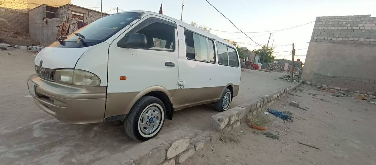 سلام عليكم كية بريجو موديل 2000 سنوية صاقطة مكينة نضيفة بس بم يخربط مسكر المكينة سيارة جاهزة من حدادية مشط بور دسكات دبلات لويات اصطابكسنات جدد الجهتين انابير بريك جدد انابير اكلج جدد عينة وصينية جديدة كوشنات جدد استاركس اصفاح جدد نايلون كاعية جديدة دشبول نضيف شواصي نضيفات بس العبري بي تصليح مكاني كربلاء ***********
