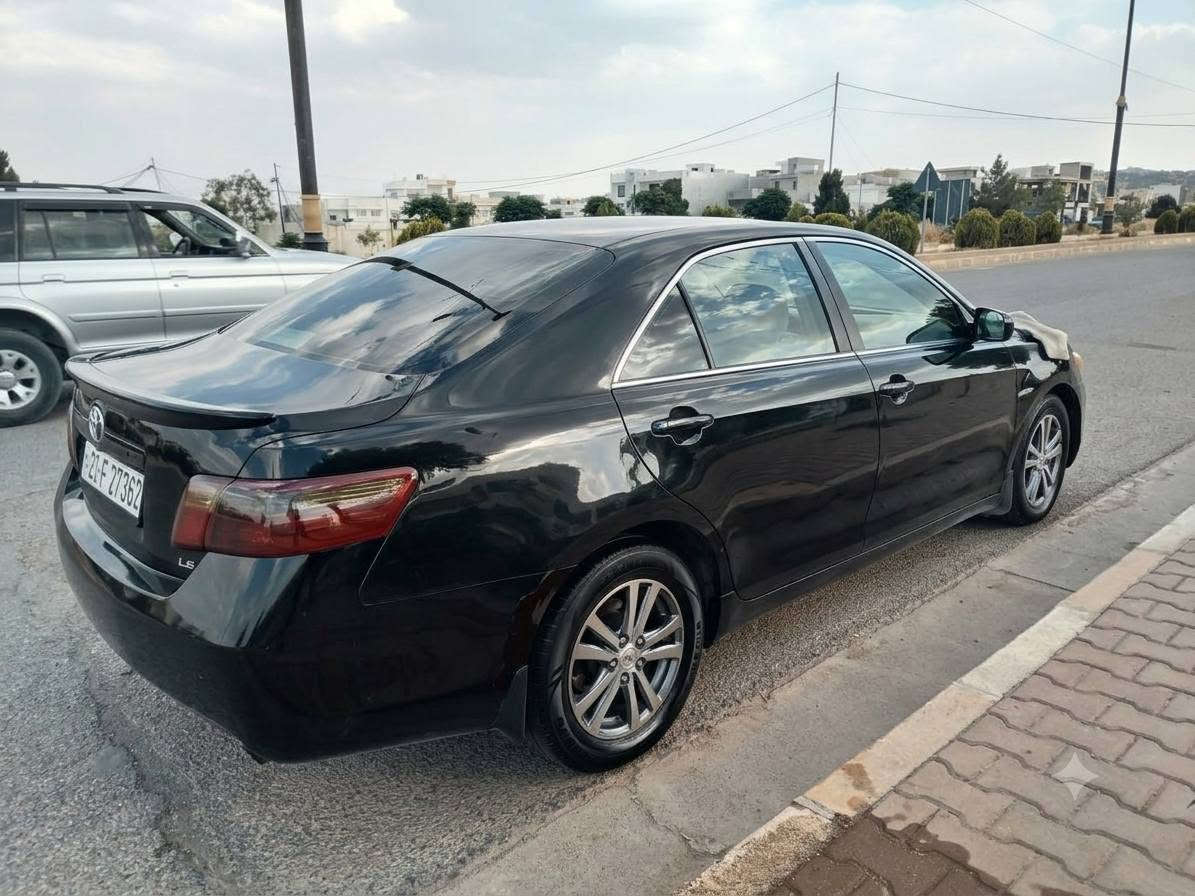 کامری 2008 ئەمریکی مواسەفات LE
گێڕو مەکینە بەشەرت چاملخو ڕوبعێ بۆنیت بۆیاخە بێناوگردن  سەنەوی تا2029تازەیە 
چوار تایەی لۆک  زۆر توندو تۆڵو مەزبوتە 
((کۆبۆنی بەنزینی هەیە))  190هەزار ڕۆشتوە
مەکینە چوار پستۆنە تەحویل خرامە بەشەرت
کارەبایی و هەمووگیانی مەزبوتە 
نرخ 95گڵاو مەجالێ کەم 
ژم. *********** 
شوێن چەمچەماڵ السليمانية, العراق

