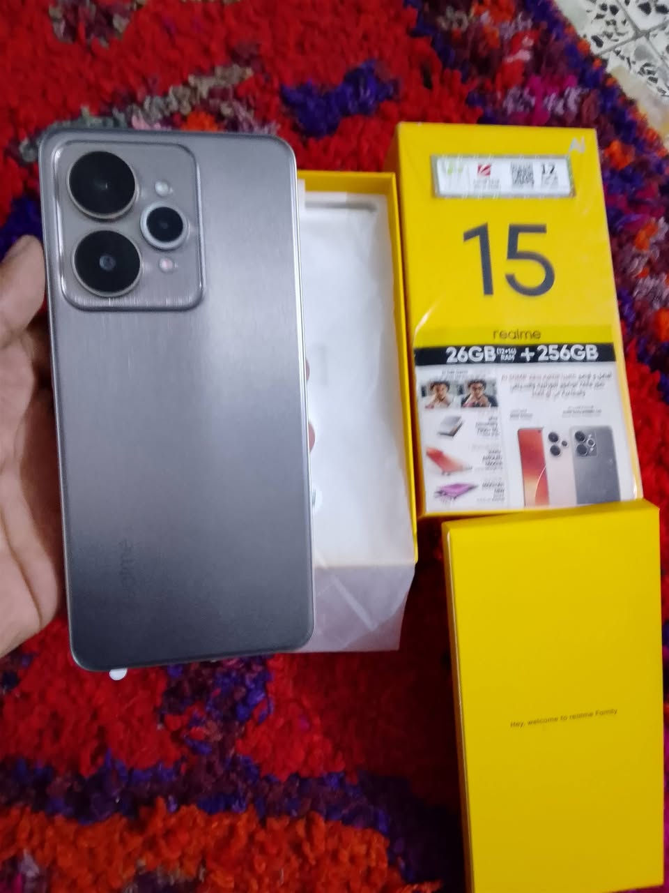 ريلمي 15 5G للبيع فقط توصيل موجود 
مستخدم 4 ايام فقط 
ذاكرة 256+12+14
شاشة 144 هيرتز 
غراضة كاملة كلها مع كفر ولاسق 
السعر 375 بيه مجال 
بغداد مدينة الصدر شارع الاورفلي 
للاتصال ***********
