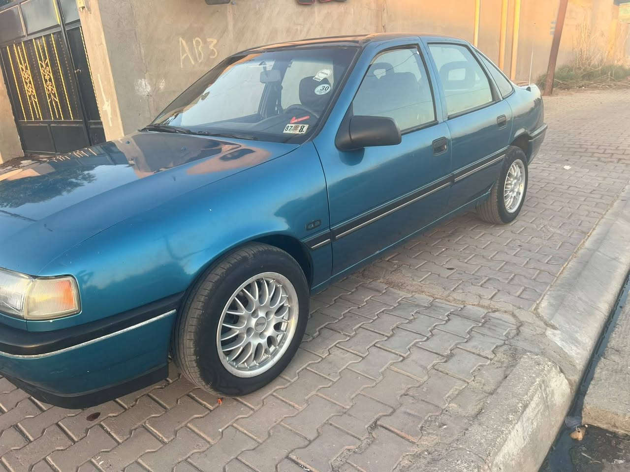 سلام عليكم
اوبل فكترا للبيع 1992 محرك20 شرط تحويل كير ومحرك بل شرط تخم تاير جديد بطاريه جديد
عنوان كركوك السعر (42)
***********
