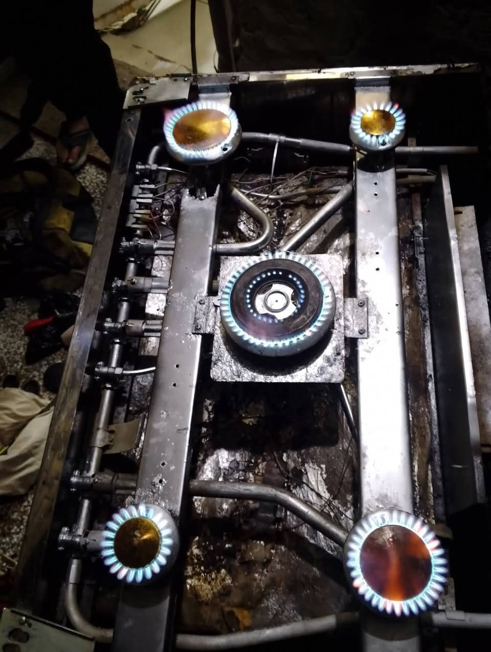 📍 ورشة ابو عبدالله لصيانه  الطباخات 🔧
نقدم لكم خدماتنا في:

✅ صيانة الطباخات الغازية والكهربائية
✅ صيانة طباخات البيوت الحديثة والقديمة
✅ صيانة طباخات المطاعم، الكوفيات، والفنادق
✅ صيانة داخل وخارج بغداد
✅ نجيكم للموقع (للبيت أو المحل)

📞 للتواصل والاستفسار
***********
***********
وتساب وخاص
متواجدين 24ساعه  

ثقتكم مسؤوليتنا 💯
صيانة احترافية وسريعة 👨‍🔧
