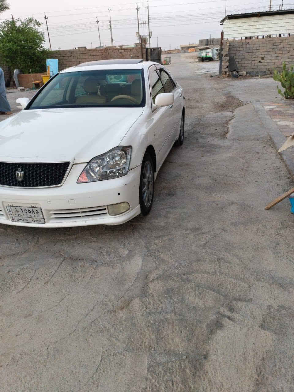 السلام عليكم  شاهينه 2004قرار 48 فوال المواصفات شاصي 82
فتحه كواتم داخل بيجي جلد  تبريد خلفي ثلاجه مكاني البصره ***********
