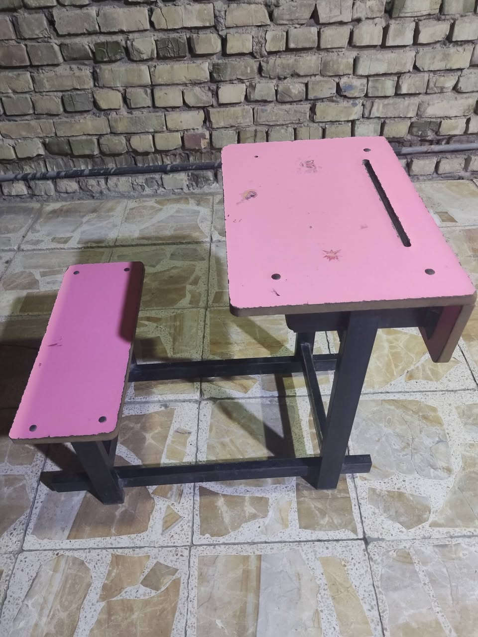 بغداد • مقعد أطفال • مقعد واحد